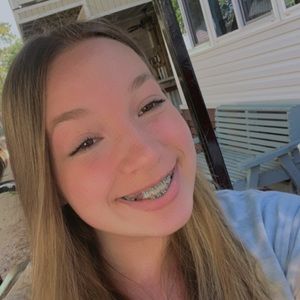 Meet your Posher, Addie